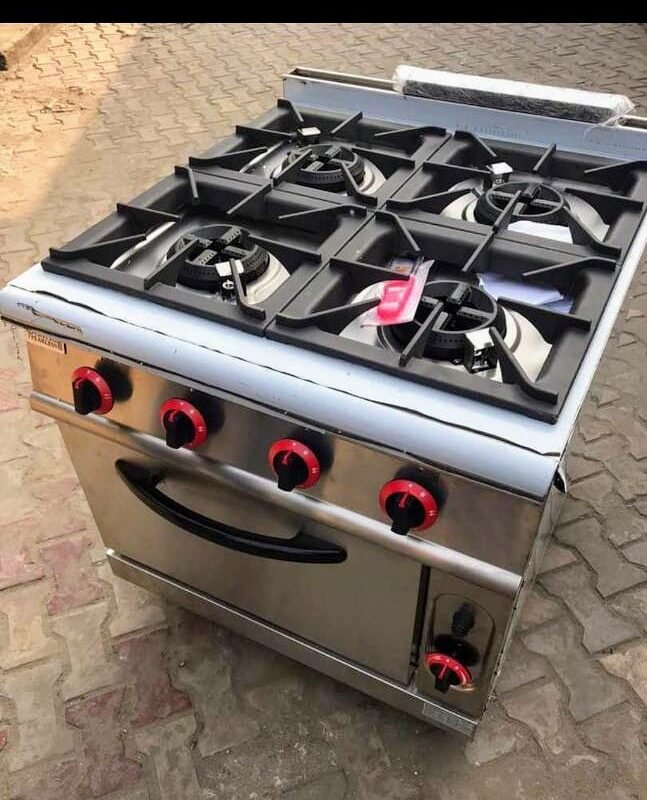 4Burner Gas Cooker with Oven